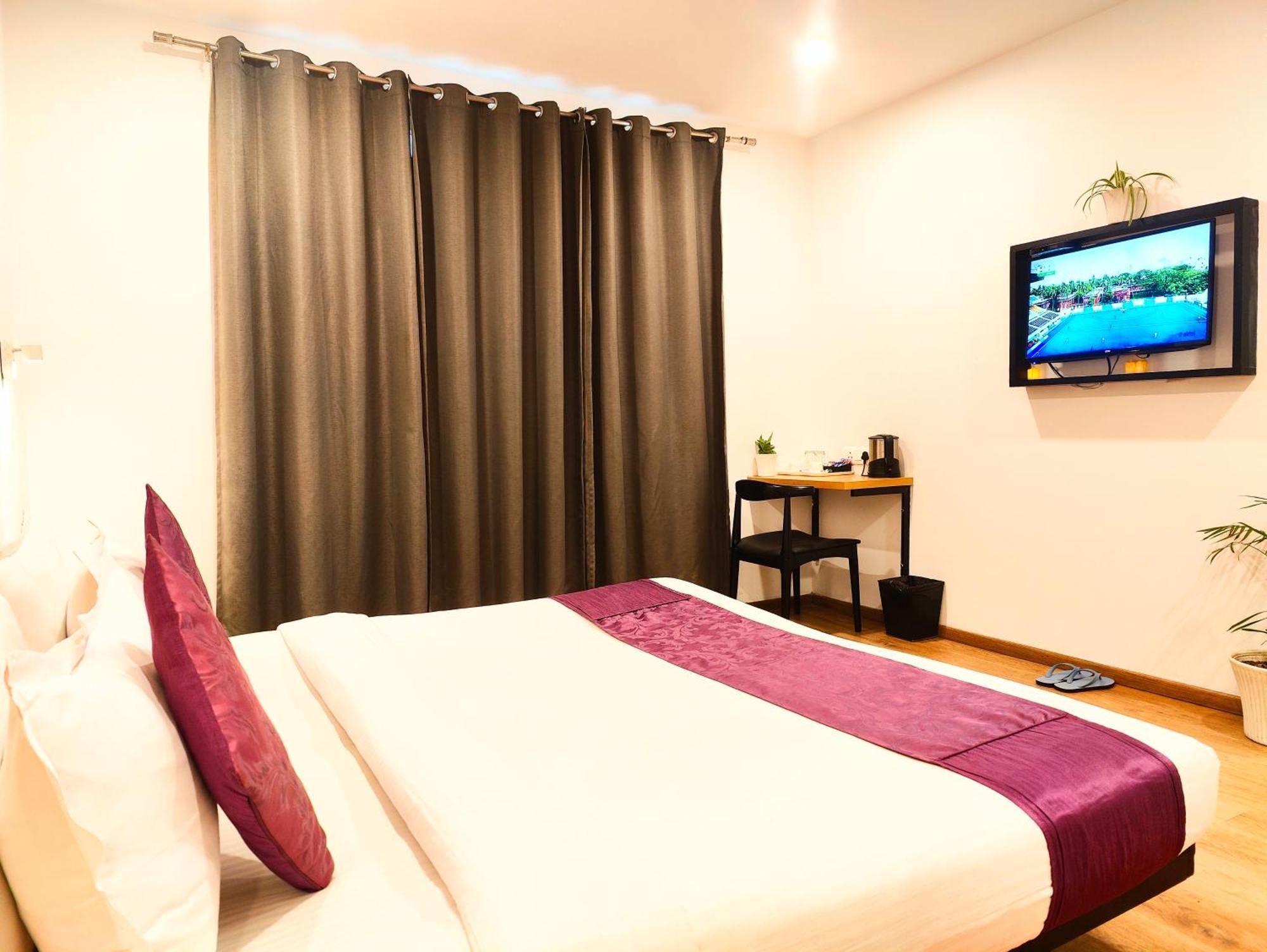 Mavens White Artemis Hospital Road Sector 52 Gurgaon Hotel Eksteriør billede