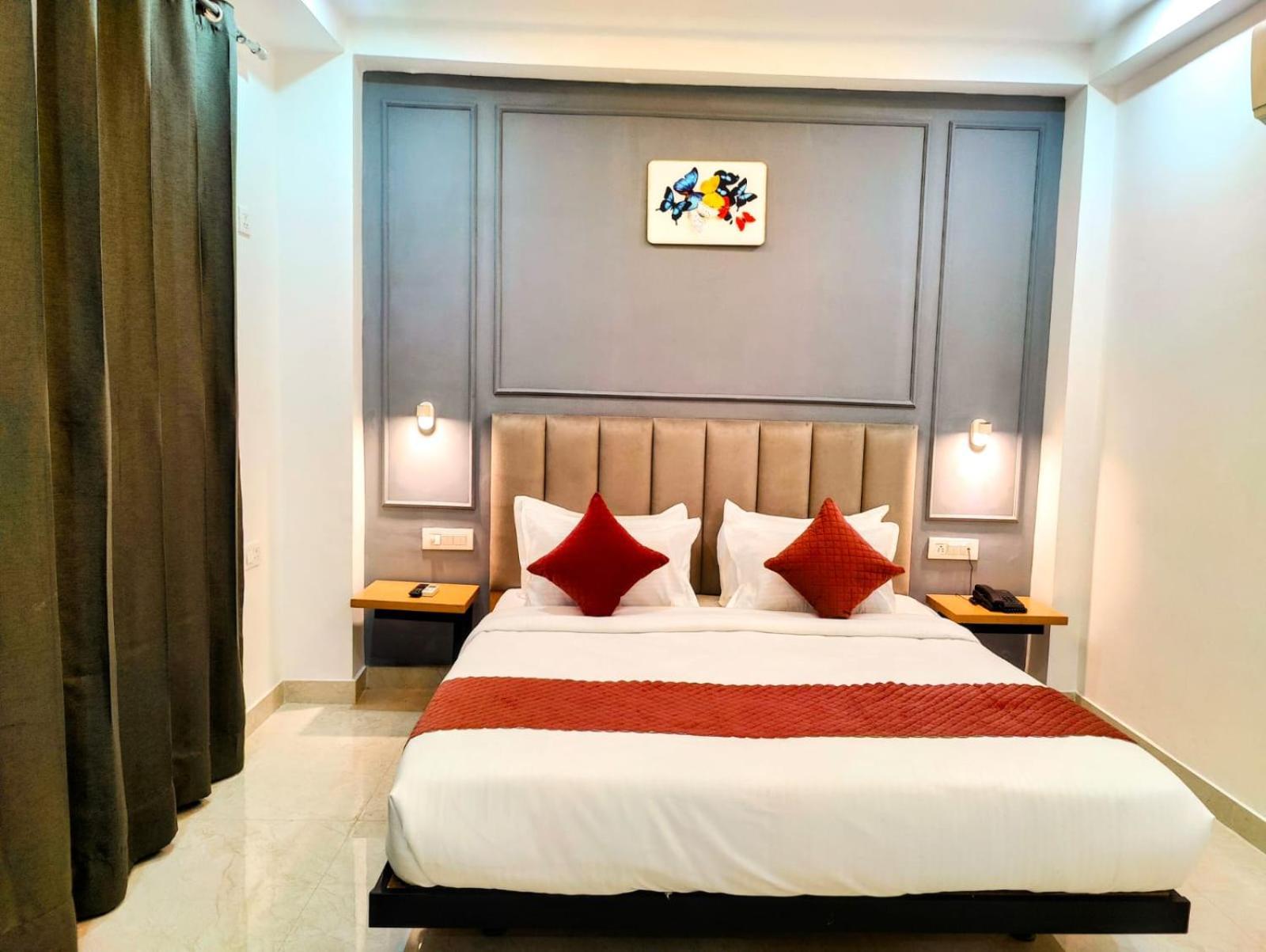 Mavens White Artemis Hospital Road Sector 52 Gurgaon Hotel Eksteriør billede
